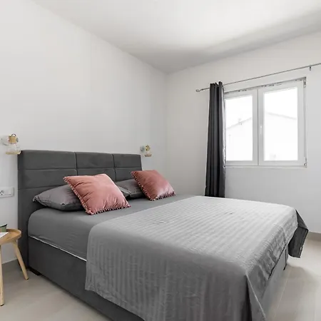 Adriatic Place Apartment Trogir